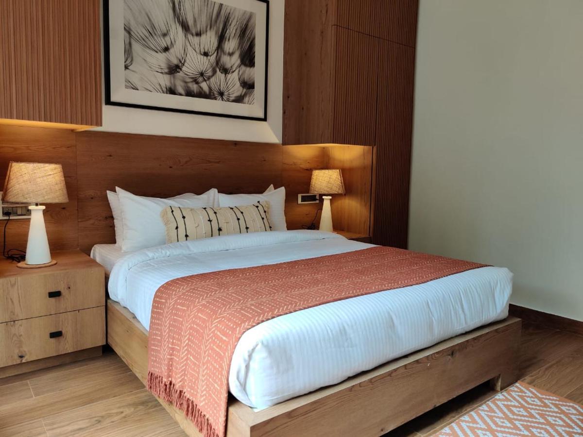 By Olive - Nerul * Nerul (Goa)